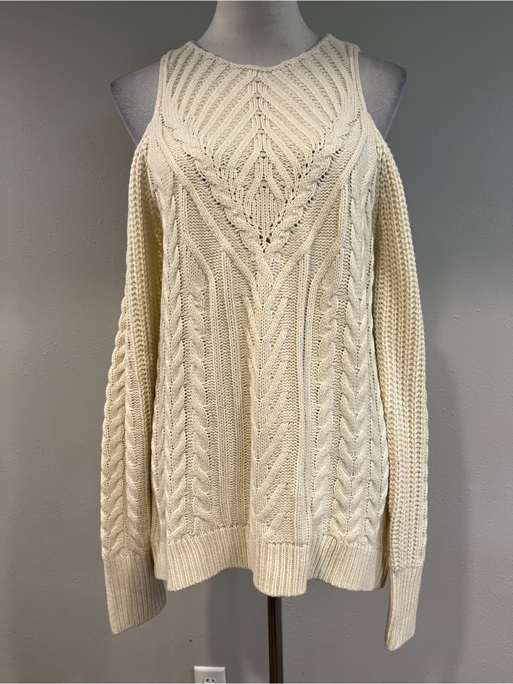 Lauren Conrad Cream Cable Knit Cold-Shoulder beaded Sweater size medium